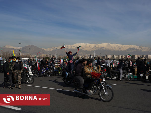 راهپیمایی روز ۲۲ بهمن - تهران ( ۴ )