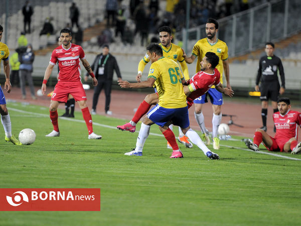 دیدار تیم های فوتبال پرسپولیس -صنعت نفت