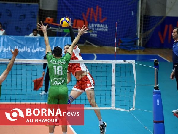 دیدار تیم های والیبال شهرداری ارومیه - لبنیات هراز آمل
