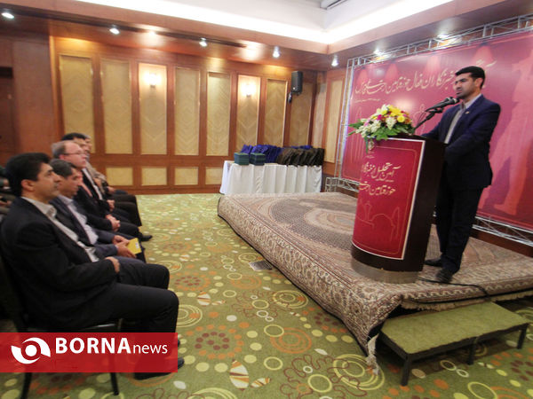 آیین تجلیل از خبرنگاران و عکاسان حوزه تامین اجتماعی در شیراز