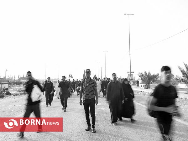 عاشقان حسین (ع) در راه کربلا