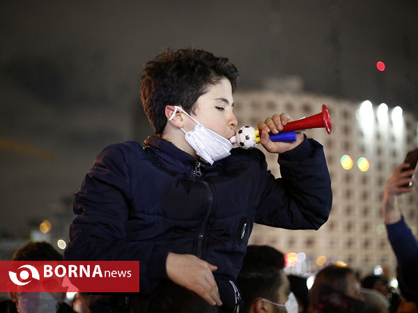 شادی مردم پس از راهیابی تیم فوتبال ایران به جام جهانی