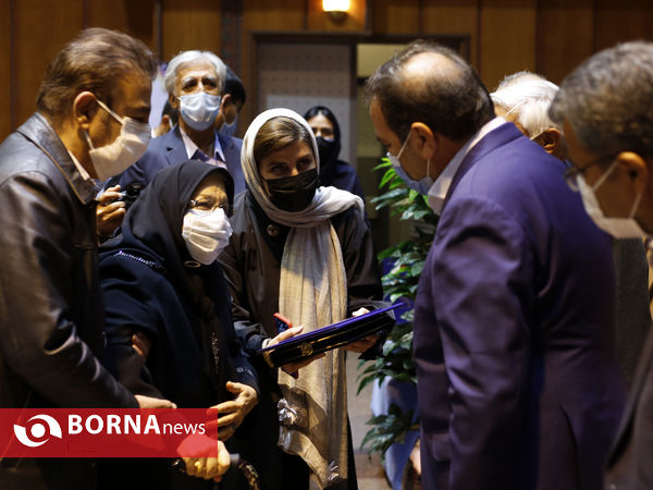 تجلیل از خیرین مدرسه ساز استان فارس