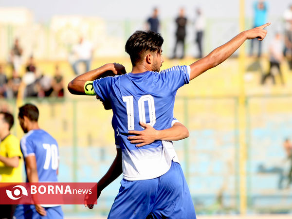 دیدار تیم های فوتبال امید استقلال- پرسپولیس
