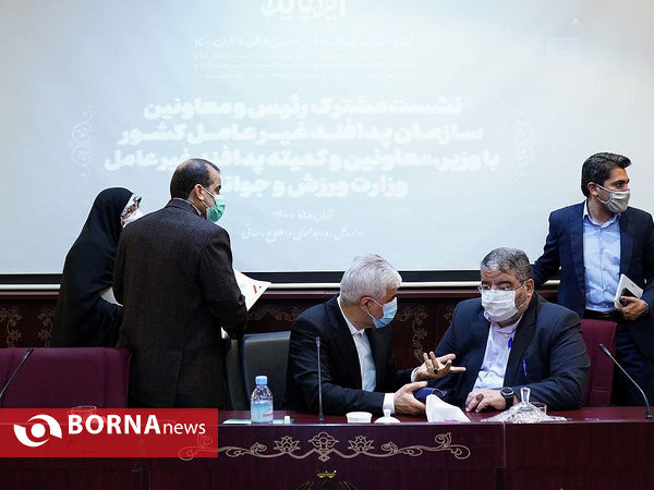 نشست مشترک رئیس پدافند غیر عامل با وزیر ورزش و جوانان