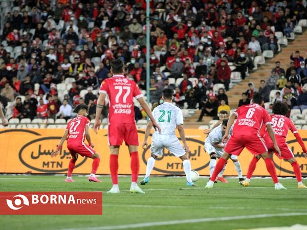 دیدار تیم های فوتبال پرسپولیس - آلومینیوم