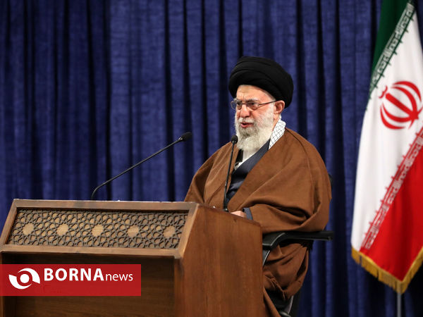 سخنرانی رهبر انقلاب اسلامی در سالروز قیام ۱۹ دی مردم قم