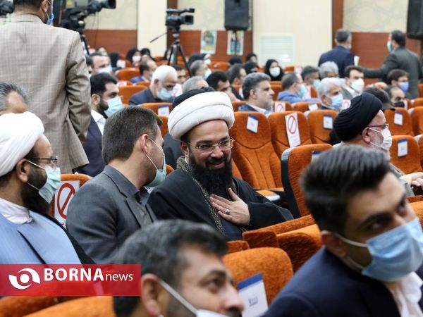 دیدار آیت الله رئیسی با نخبگان ، خانواده شهدا و ایثارگران در مازندران