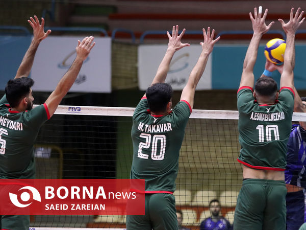 دیدار تیم های والیبال پیکان تهران - پاس تهران