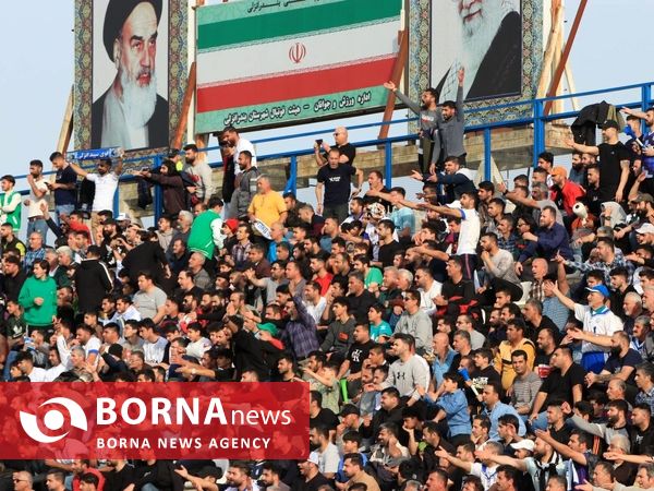 دیدار تیم های فوتبال ملوان بندرانزلی _ آلومینیوم اراک 