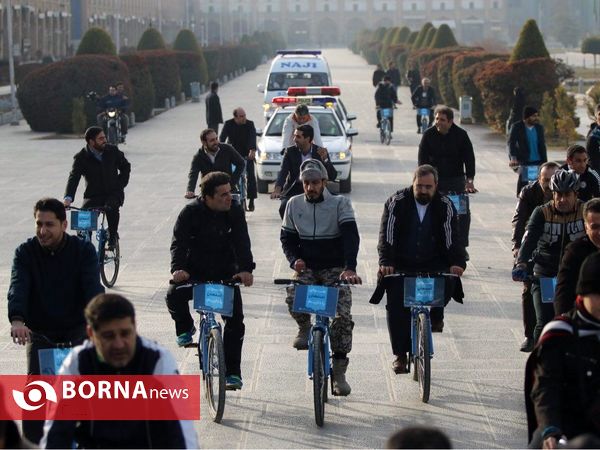 پای مدیران اصفهان در رکاب