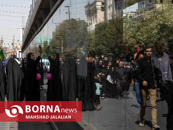 پیاده روی جاماندگان اربعین در مشهد