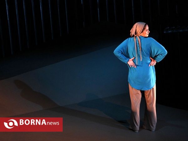 نمایش "فصل شکار بادبادکها"