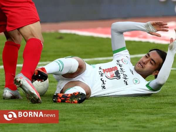  دیدار تیم های پرسپولیس تهران - ذوب آهن اصفهان