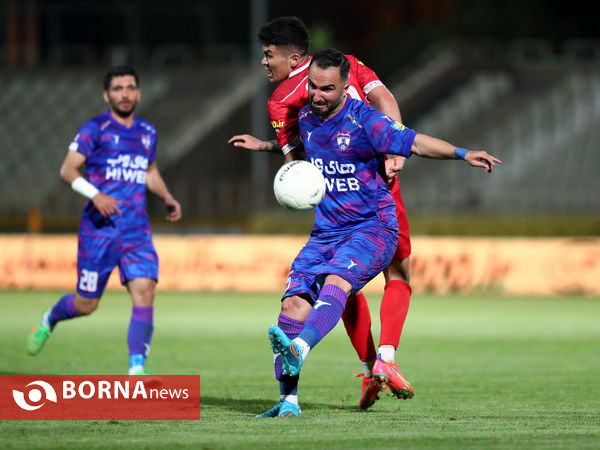 دیدار تیم های فوتبال پرسپولیس - هوادار