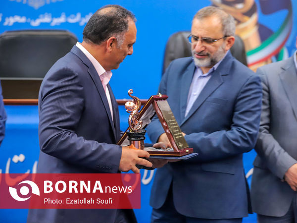 آیین تجلیل از صادرکنندگان نمونه استان مرکزی