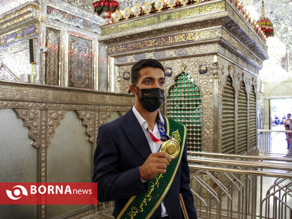 استقبال مردم از قهرمانان فرنگی کار شیرازی