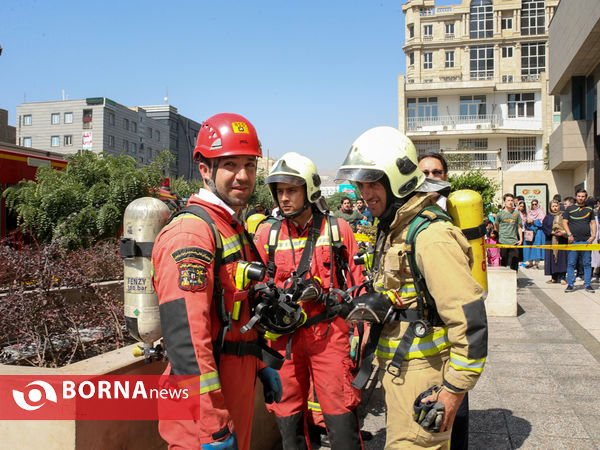 آتش سوزی در پاساژ کوروش تهران