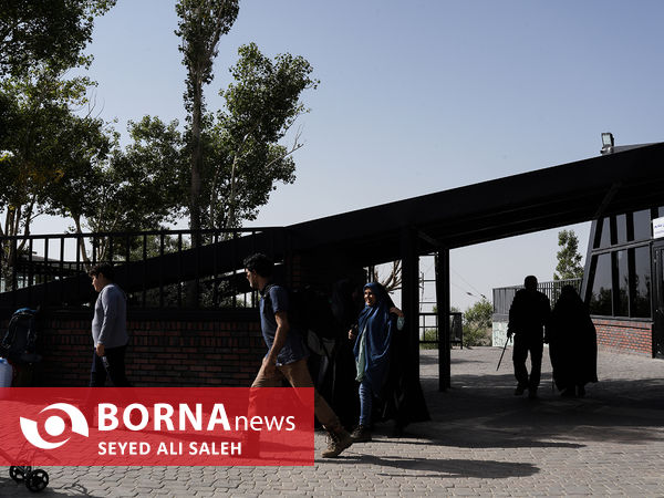 صعود بر بلندای تهران با پرچم سیدالشهدا