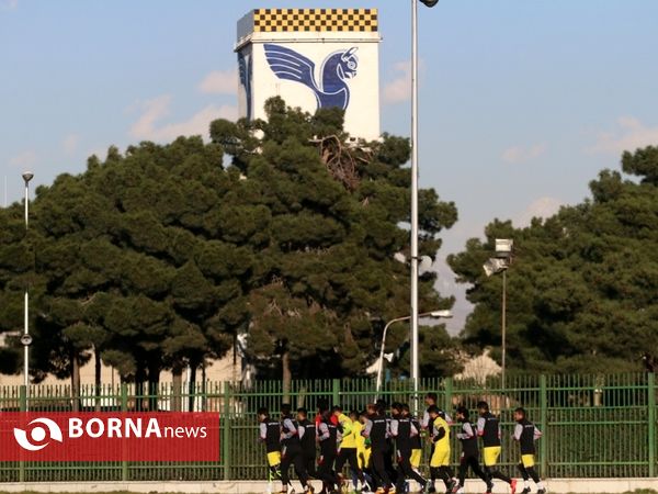 تمرینات نیم فوتبال سپیدرود رشت در تهران