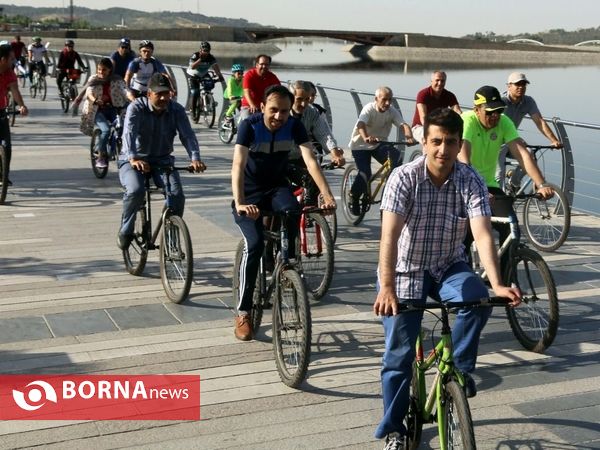 همایش خانوادگی دوچرخه سواری  در منطقه ۲۲