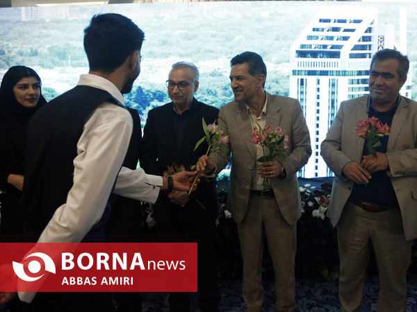 همایش راهبران گردشگری استان فارس