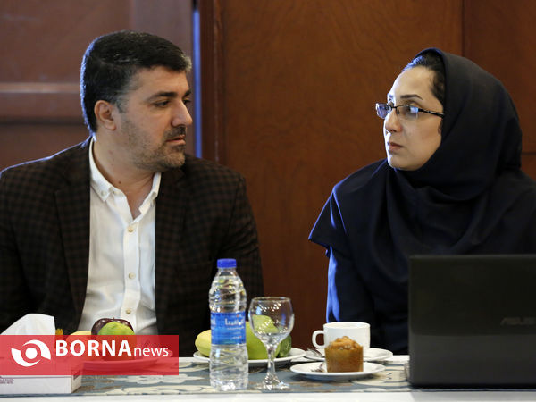 نشست مدیر کل ورزش و جوانان استان فارس با خیرین ازدواج