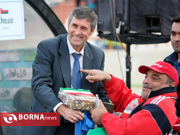 دیدار تیم های ملی ایران و عمان