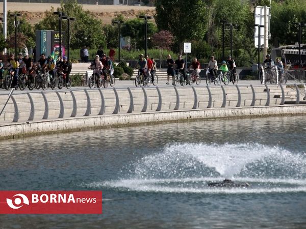 همایش خانوادگی دوچرخه سواری  در منطقه ۲۲