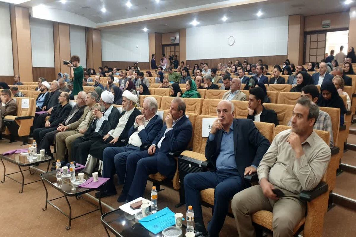 ششمین کنگره ملی تاریخ دانان ایران با محور صنعت در قزوین آغاز بکار کرد
