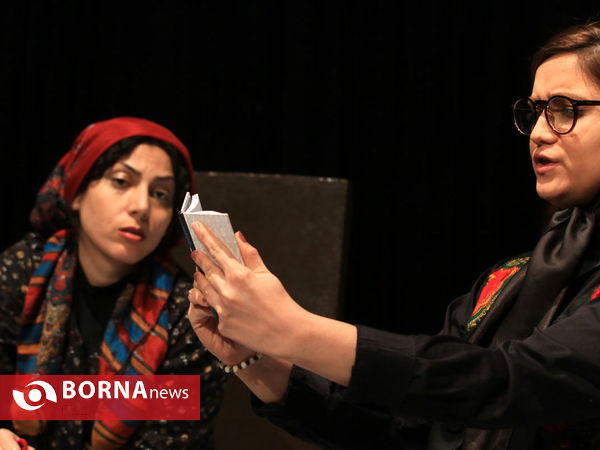 نمایش الزایمر به کارگردانی کوروش شمس در تالار هنر اصفهان