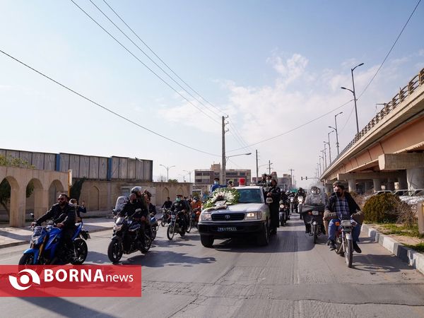 تشییع پیکر شهید مدافع وطن «اکبر رنجبر» در شیراز