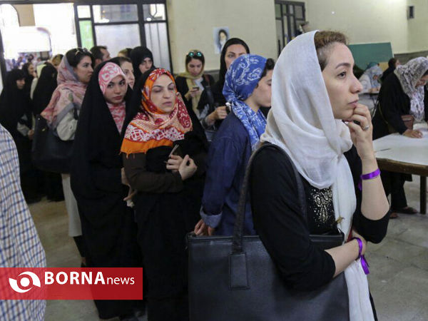 حضور میرسلیم درپای صندوق رای ،مسجد قبا