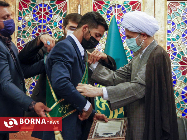 استقبال مردم از قهرمانان فرنگی کار شیرازی