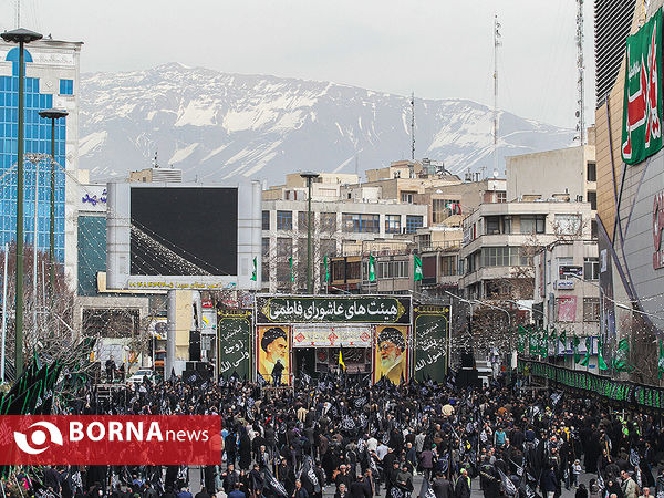 تجمع عزاداران فاطمی در میدان هفت تیر