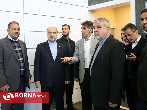 بازدید وزیر ورزش و جوانان از باشگاه تنیس آرشا