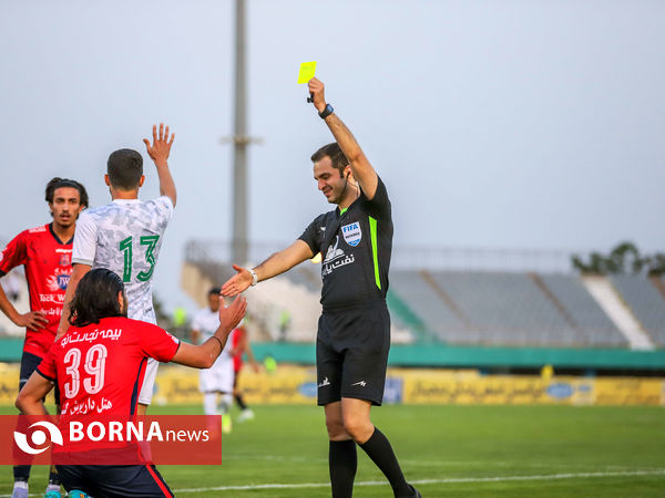 دیدار تیم های فوتبال آلومینیوم - نساجی