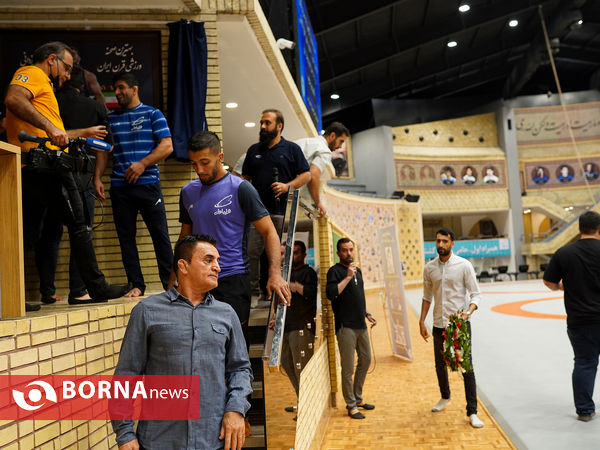 رونمایی از تصاویر برترین‌های ۱۰۰ سال کشتی ایران