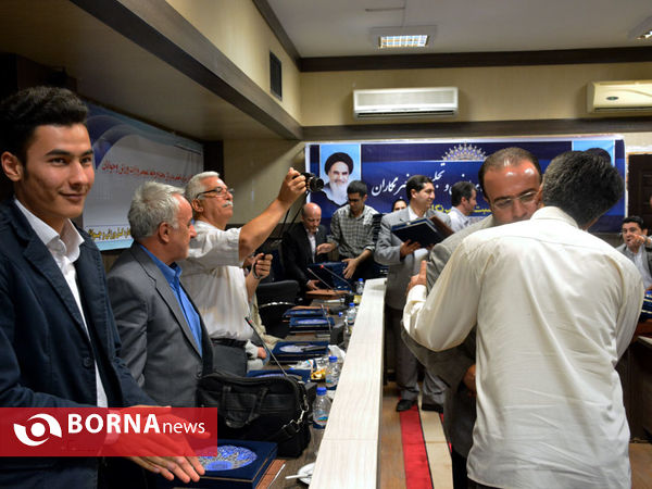 مراسم تجلیل ازخبرنگاران ورزشی استان خراسان رضوی با حضورمدیرکل روابط عمومی وزارت ورزش وجوانان