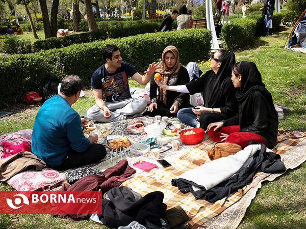 سیزده به در در پارک لاله تهران