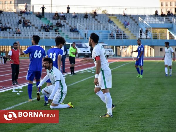 دیدار تیم های آلومینیوم اراک - نیروی زمینی تهران