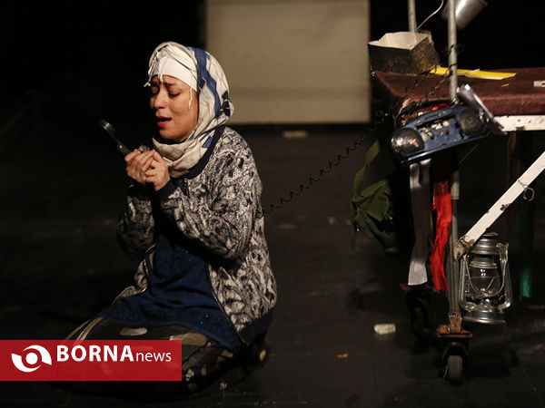 نمایش لاله عباسی