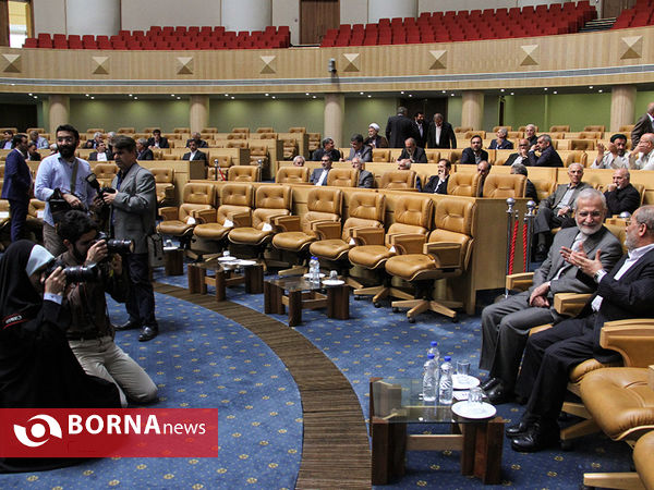 نشست دولتمردان دفاع مقدس