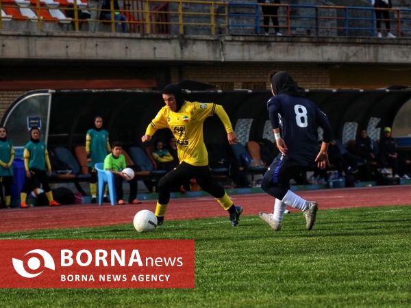 دیدار تیم های فوتبال سپاهان و پیکان البرز