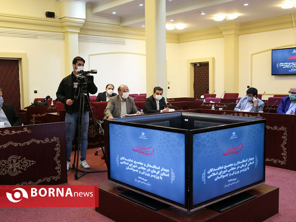 دیدار استاندار و نمایندگان کرمان در مجلس شورای اسلامی با وزیر ورزش و جوانان