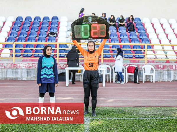 یک روز تابستانی در مشهد با فوتبال دختران