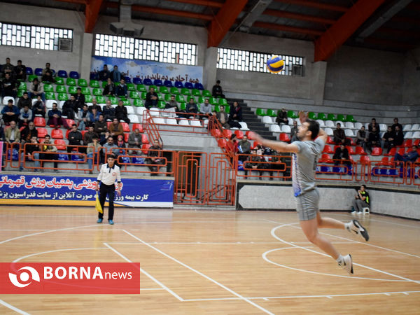 دیدار تیم‌های بانک گردشگری کرمانشاه با سایپا اصفهان در لیک دسته یک والیبال کشور
