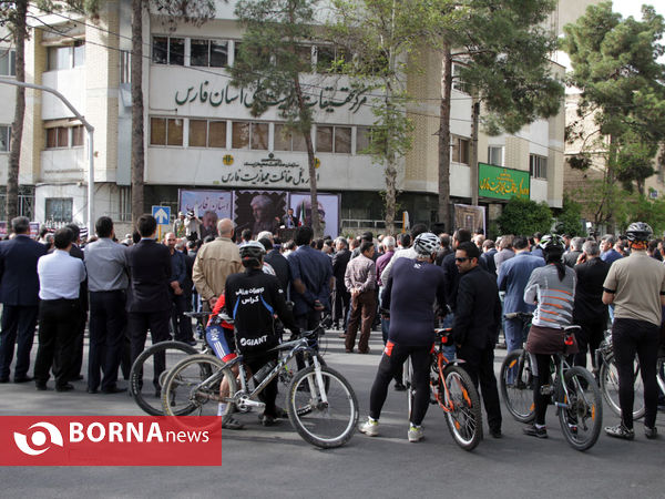 مراسم تشییع پیکر مدیر کل فقید حفاظت محیط زیست فارس