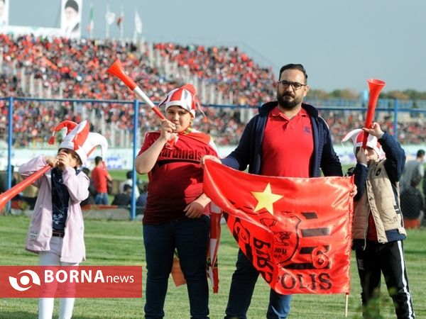 دیدار تیم پیکان- پرسپولیس