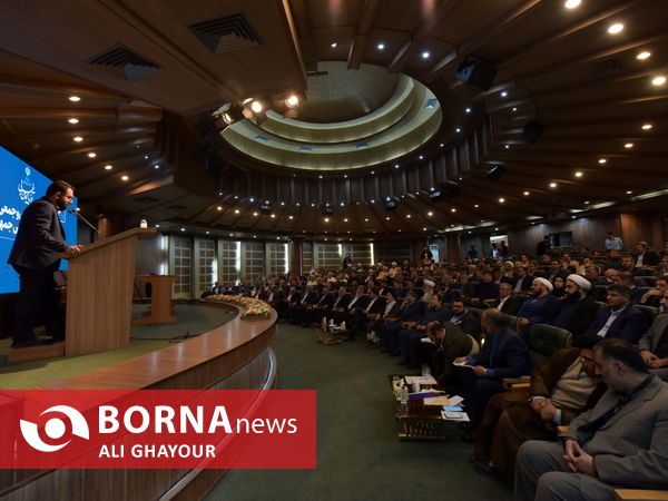 دیدار فعالان اقتصادی و نخبگان استان آذربایجان غربی با معاون اول رئیس جمهور